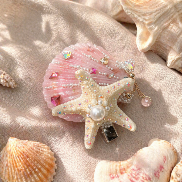 Pearl Tide Shell Hair Clip